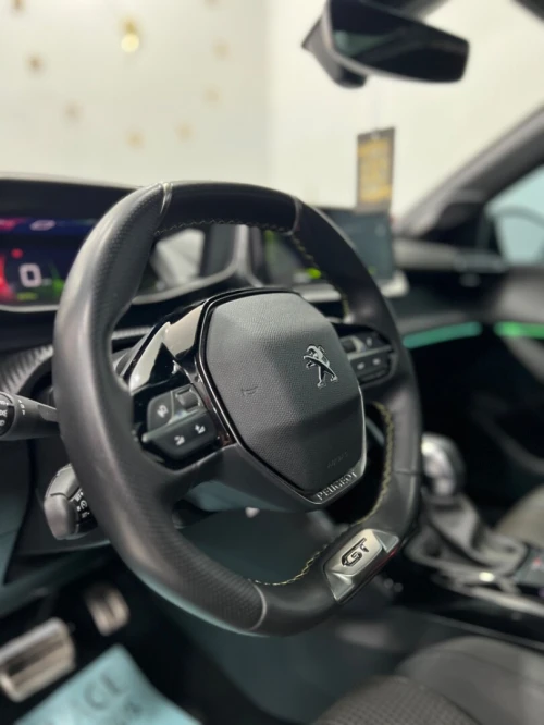 Peugeot 208 2024 GT