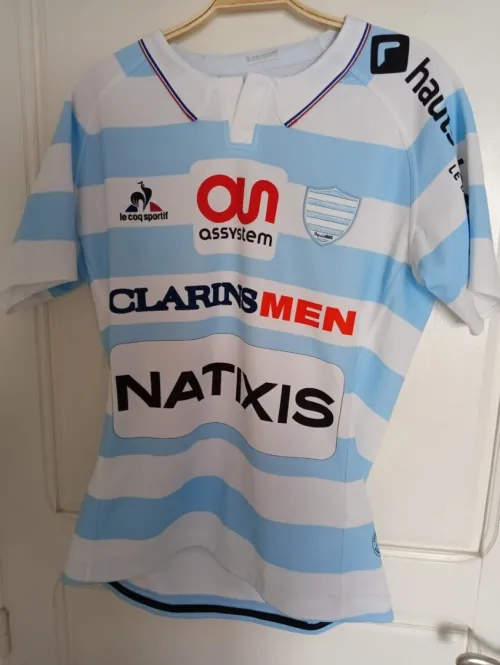 Lot de maillots de sport et T-shirts en gros