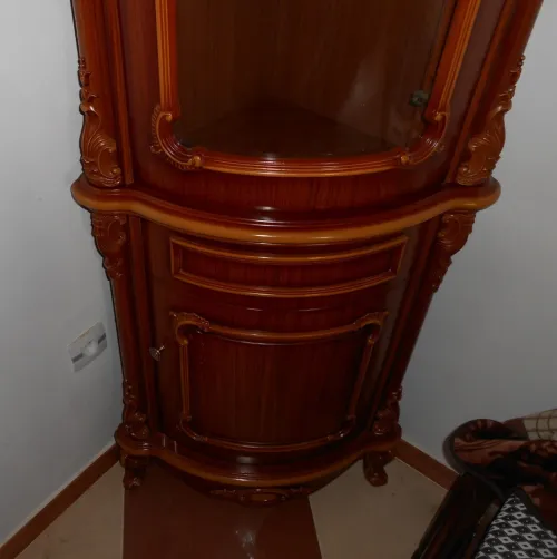 COMMODE ET MEUBLE DE COIN ROYALE