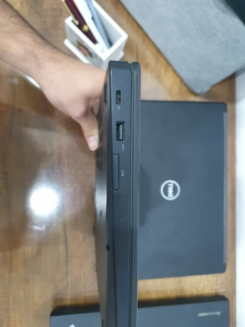 Dell latitude 5490 i5 8250u 8GB 256 ssd nvme 14"