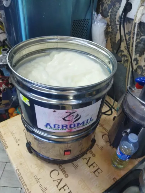 آلة صنع المثلجات machine glace