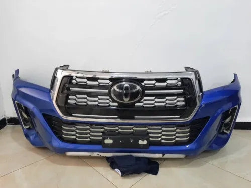 pare choc toyota hilux 2019