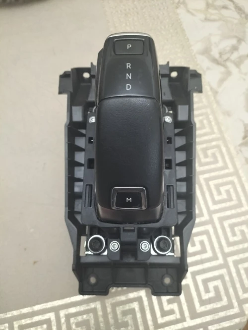 Levier vitesse boite auto 208