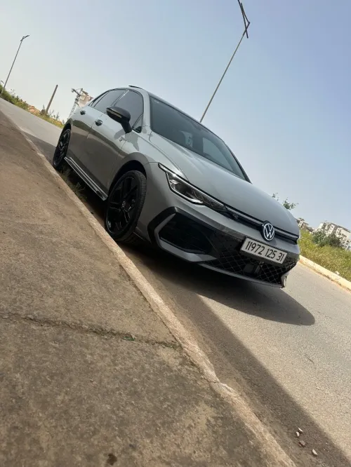 Volkswagen 8.5 2025 R line