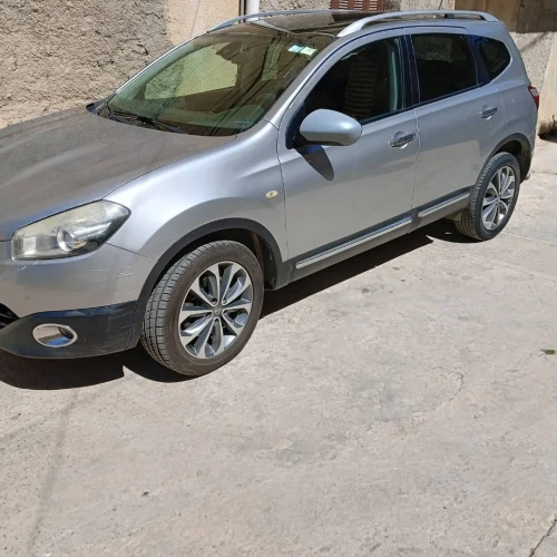 Nissan Qashqai 2011 +2 Tekna