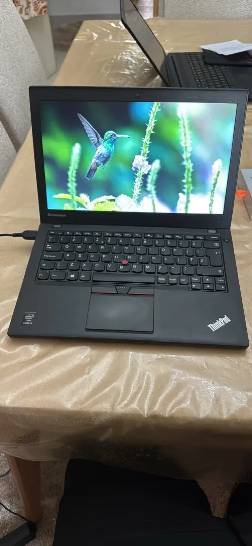 Thinkpad Laptop X250