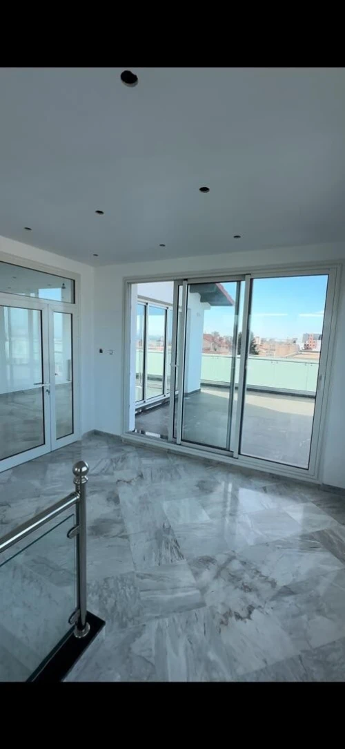 Menuiserie aluminium TPR  série prestige de haute qualité 