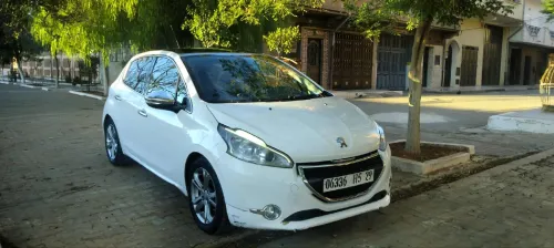 Peugeot 208 2015 208