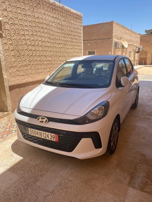 Hyundai i10 sedan 2024 