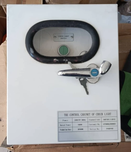 coffret electrique de commande pour l eclairage de controle