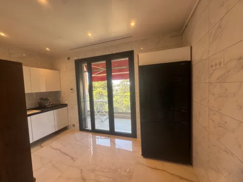 Location Appartement F4 Alger Hydra