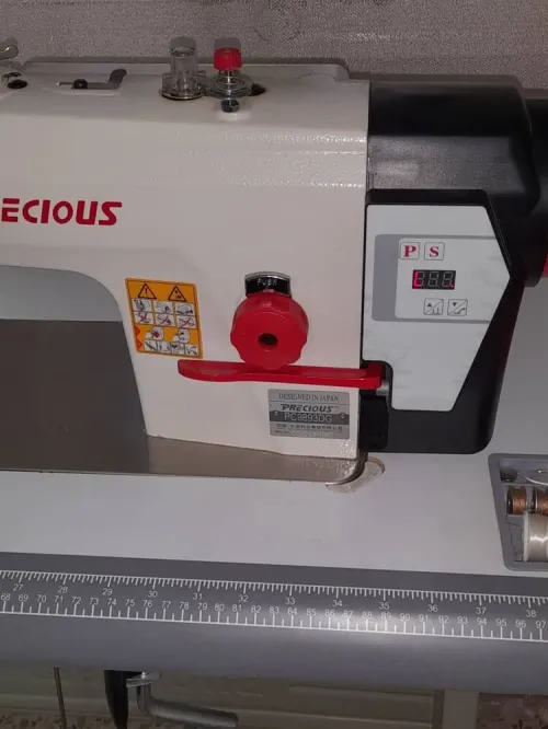 Machine à coudre marque PRECIOUS آلة خياطة