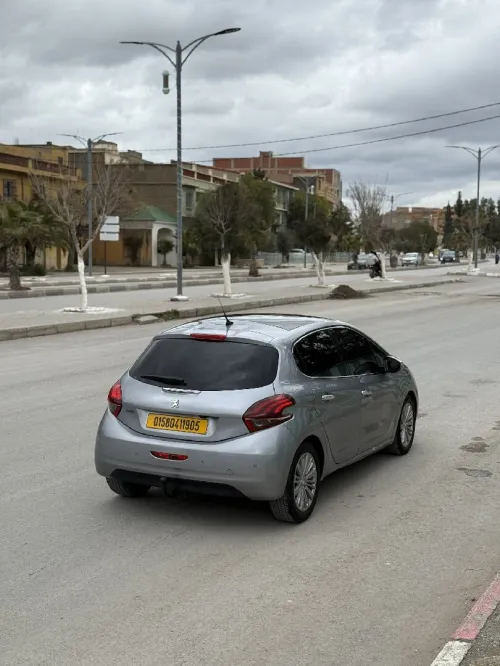 Peugeot 208 2019 Allure Facelift
