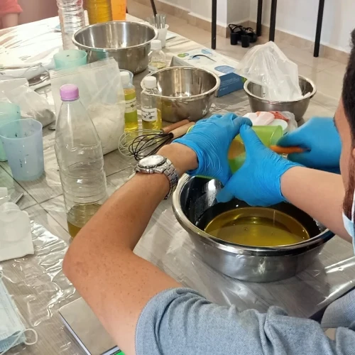 Formation professionnelle fabrication de savon artisanal   
