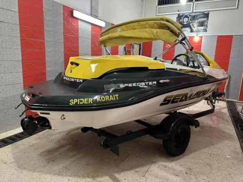 Jet-Boat