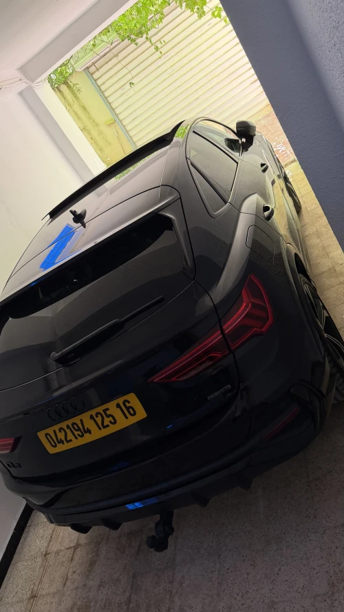 Audi Q3 2025 S line