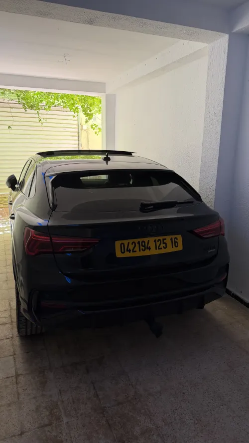 Audi Q3 2025 S line