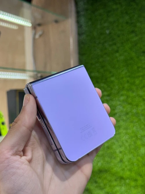 Samsung Galaxy z flip 3