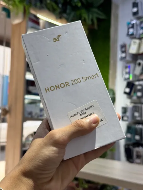 Honor 200 Smart
