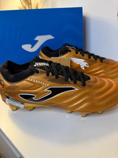 Chaussures de football Joma FG