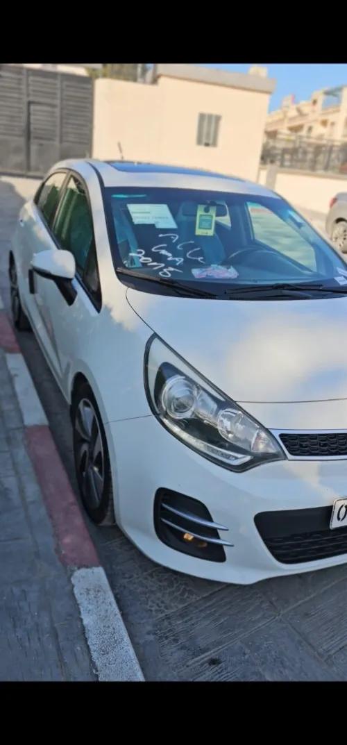 Kia Rio 5 portes 2015 Funny Facelift 