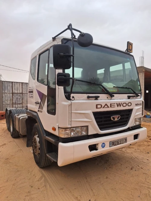 Daewoo TRACKTEUR 2011