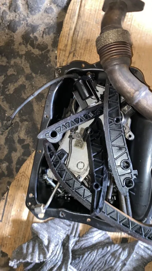 Pièces détachées pour moteur Mercedes V6 Diesel 3.0L