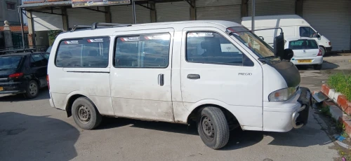 Kia Pregio 2004
