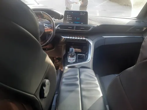 Peugeot 3008 2021 