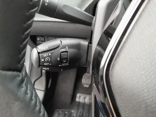 Peugeot 208 2024 Active Pack