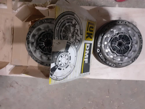Volant moteur + 2 Disques / plateaux