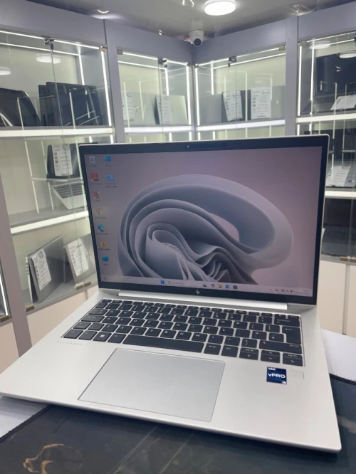 HP ELITEBOOK 840 G9 / I5 1245U / 16GB / 256GB /  14 POUCE FHD