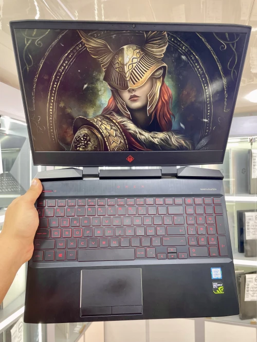 HP OMEN 15 / I7 8750H / 12GB / 512GB SSD / GTX 1050TI / Ecrant 15.6 POUCE FHD