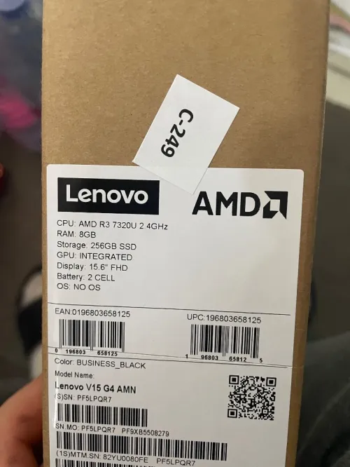 Lenovo v15 G4 / Ryzen 3 7320U / 08GB / 256GB / 15.6 FHD IPS