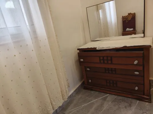 Chambre à cucher parental presque neuf en boi
