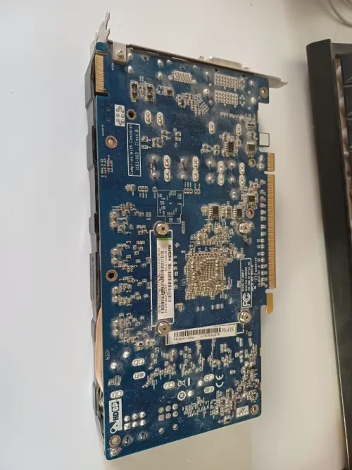 Cart graphic HD 7850 1gb GDDR5