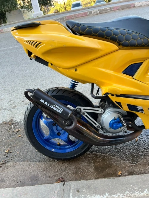 Yamaha aerox Nitro mbk 2009