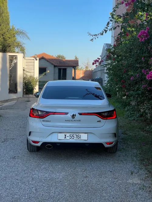 Renault Megane 4  2022 Equilibre