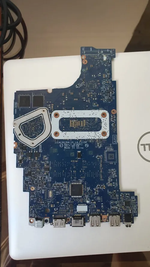 Pièce Laptop Dell Inspiron 15 5570, 3501, 3593, and 3493 originaux