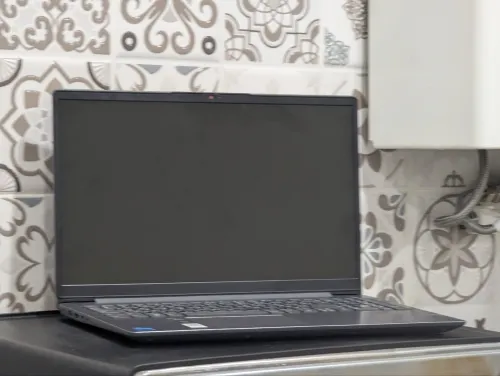 Lenovo ideapad 3i 15IAU7 3-12150