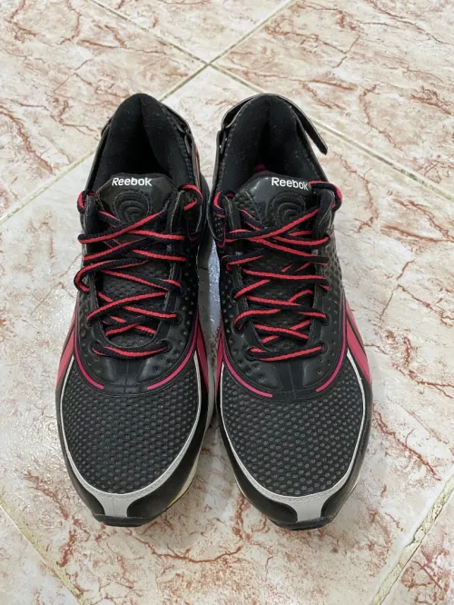 Basquette Reebok Easytone Pour Femme Pointure 40