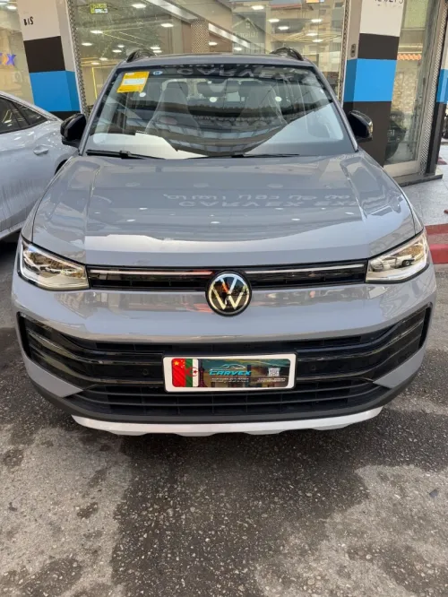 Volkswagen Tharu  2025 Bright Moon Edition 
