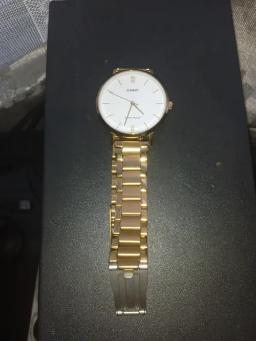 CASIO LTP-VT01 Original presque jamais utilisé