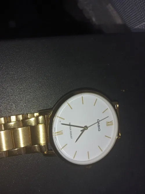 CASIO LTP-VT01 Original presque jamais utilisé