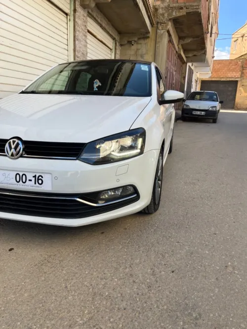 Volkswagen Polo 2016 La carat plus