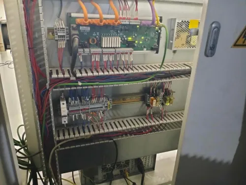 Ingénierie & Maintenance Industrielle  Solutions Connectées IOT & Automatisation