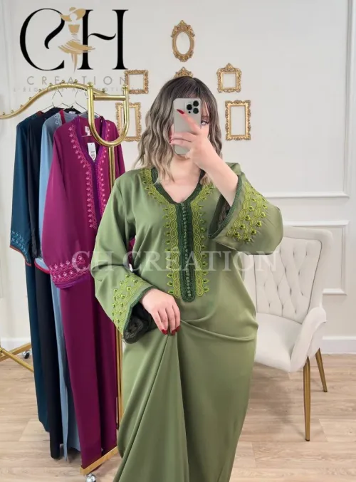 Robe NAYA