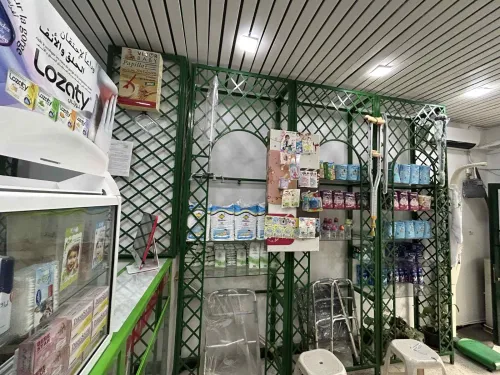 Mobilier de pharmacie complet  comptoirs, étagères et armoires Sétif