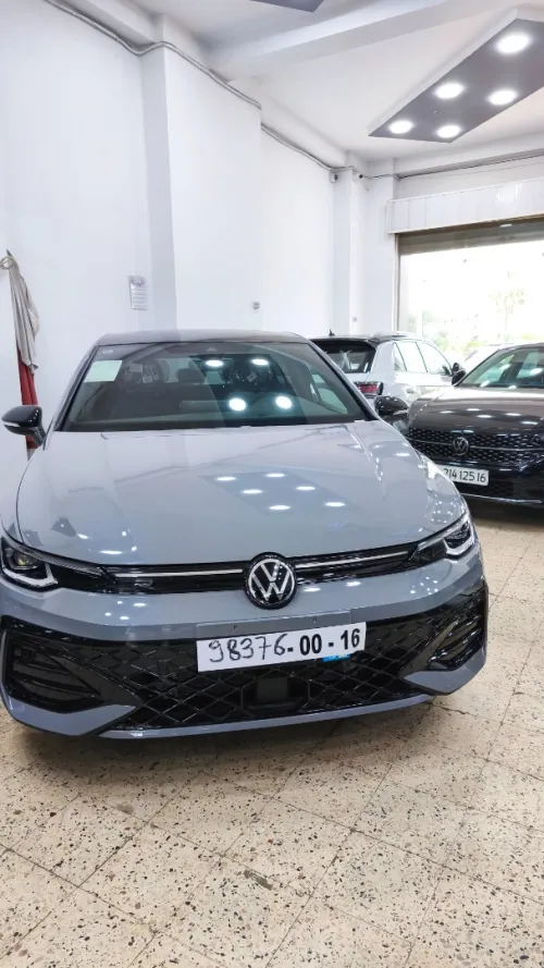 Volkswagen Golf 8 2025 Pro R-line