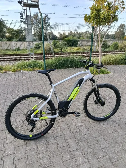 vélo électrique Rockrider e-st520